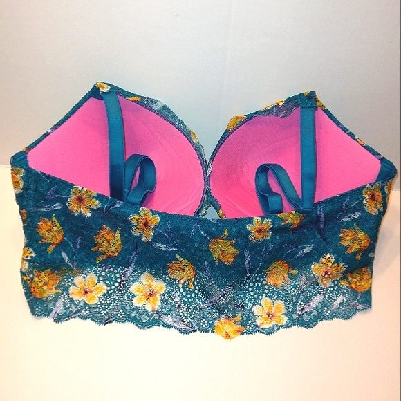 New Victoria's Secret PINK Gorgeous Lacey Date Super Push-Up Bra 36D - Picture 3 of 16